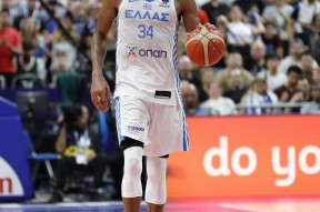 字母哥连续十五场比赛得分超过夺冠，法国队不断突破！比赛高潮迭起的简单介绍