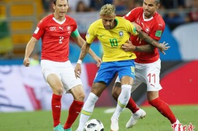 包含内马尔爆冷击败尤文图斯，回归赛场引爆全场！的词条