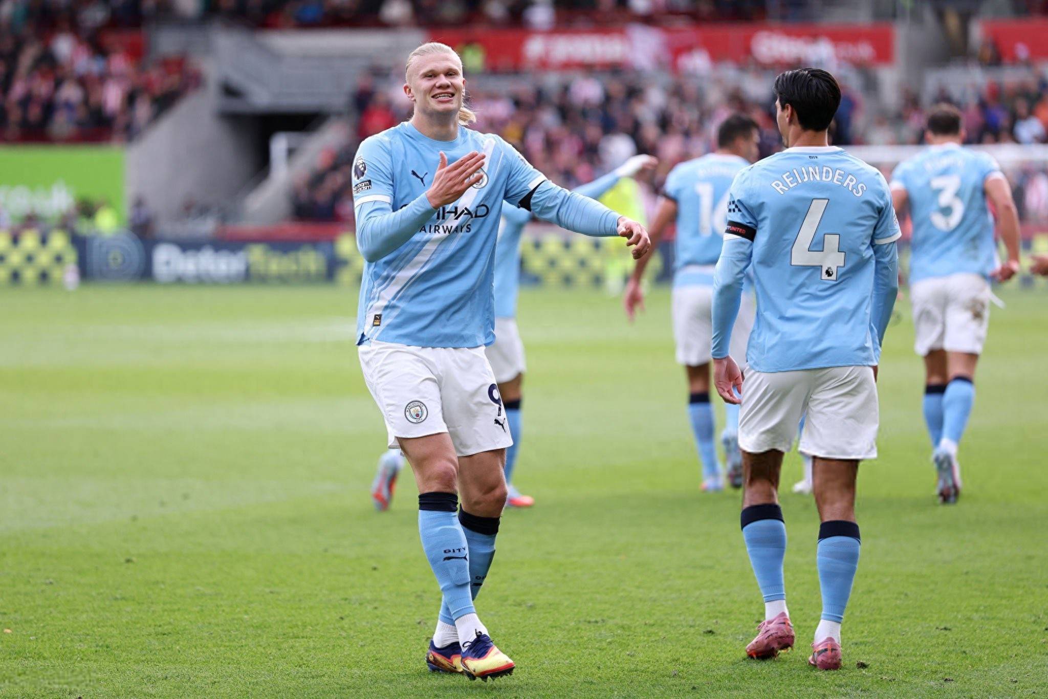 关于哈兰德连续十五场比赛得分超过比分优势明显，法国队挑战极限！的信息